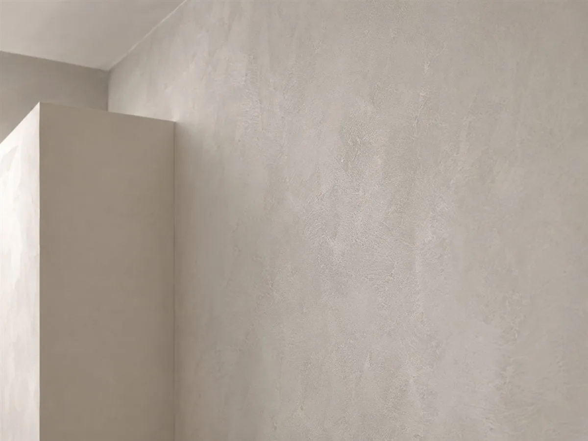 Smooth plaster wall finishing texture in a Valencia renovation project